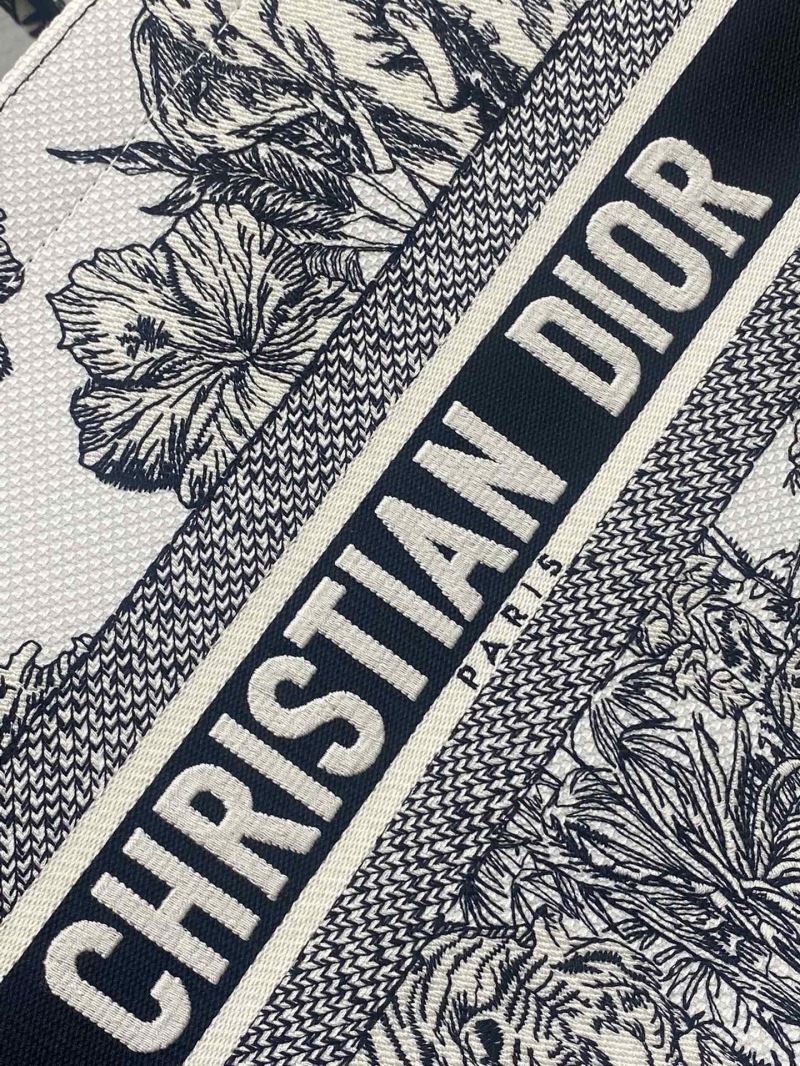 Christian Dior Shopping Bags